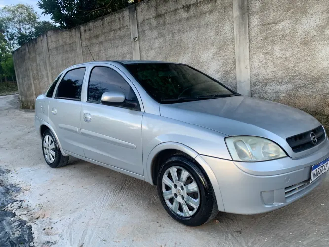 Chevrolet Corsa Sedan 1.8 MPFI 8V 102cv 4P 2003