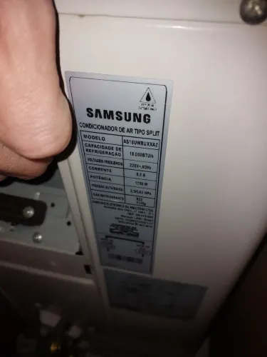 Ar 18.000 excelente estado