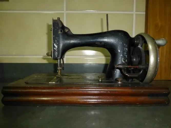 Maquina de costura