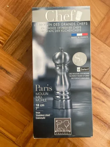 Moedor de Sal Peugeot Paris 18cm Inox - NOVO