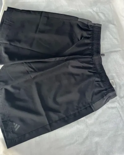 Shorts Adidas Colorblock Original - Novo - M