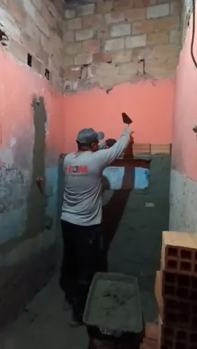 Pedreiro profissional