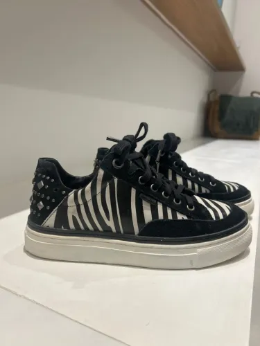 Tênis Zebra JOHNJOHN tam 36