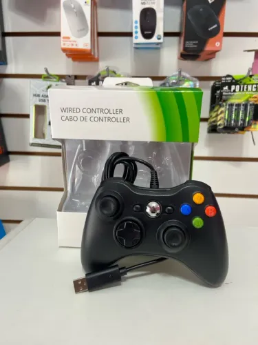 Controle com fio para PC/Xbox 360 - Novo