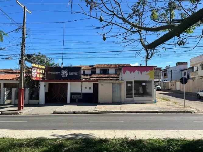 Oportunidade: Vende-se casa em excelente localização em Vitória da Conquista!