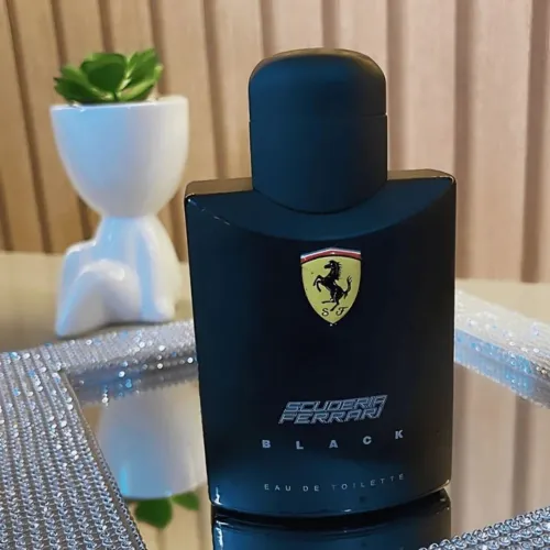 Perfume Scuderia Ferrari Black Eau de Toilette