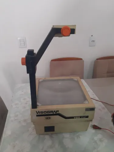 Retroprojetor Visograf VGS 250