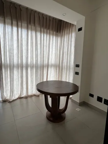 Mesa redonda madeira 