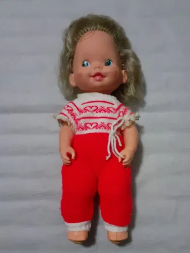 Boneca Estrela antiga passinho 