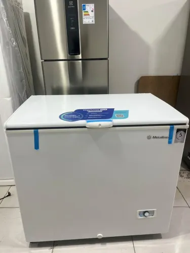 Freezer Metalfrio 298litros