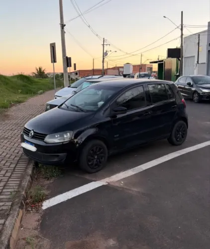 Volkswagen Fox 1.0 MI Total Flex 8V 5P 2011