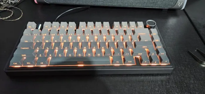 Teclado Mecânico AULA F75 Versao Gradient Black, Switch Reaper Axis