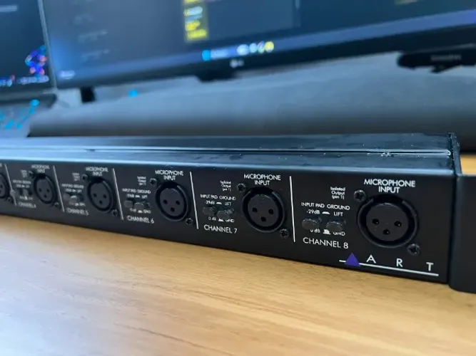 Splitter de áudio XLR Art S8 impecável