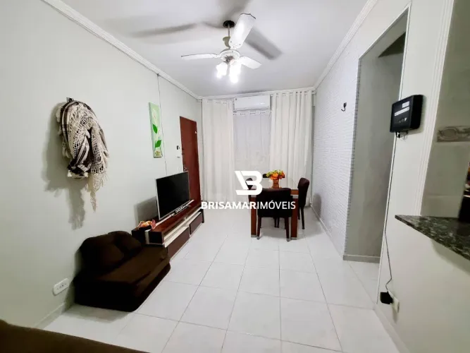 PITANGUEIRAS- LOCALIZAÇÃO ESPETACULAR , TOTALMENTE REFORMADO , CONDOMÍNIO BAIXO.