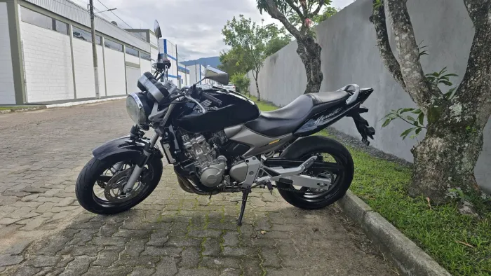 Hornet 600f, 2006, carburada, original, impecável
