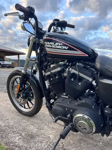 Harley Davidson 883r 2009