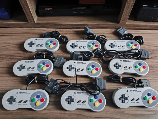 Controle Para Super Nintendo em perfeito estado,