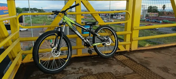 Bicicleta aro 26 pra grau