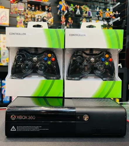Xbox 360 HD500gb Com 90 Jogos e 2 Controles
