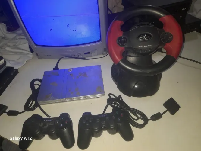 Lote de Game Play 2 NO ESTADO SEM GARANTIA Não tem Fonte