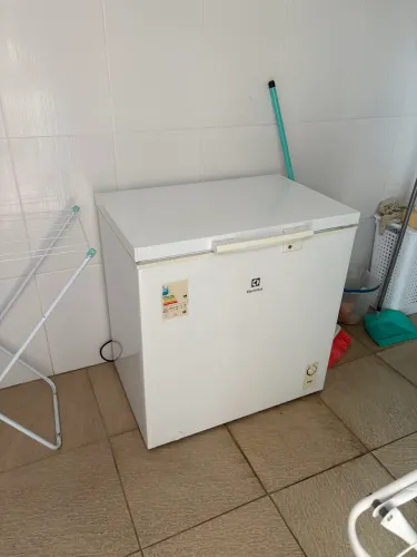 FREEZER HORIZONTAL ELETROLUX