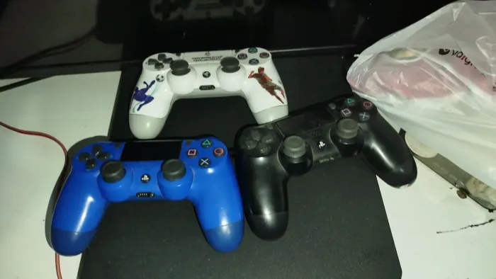 PS4