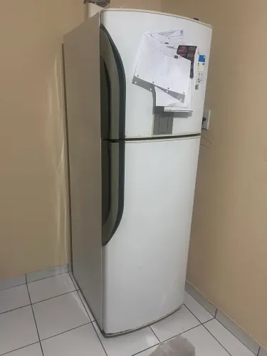 Geladeira Panasonic 