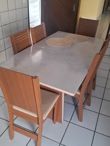 Mesa de jantar 6 cadeiras