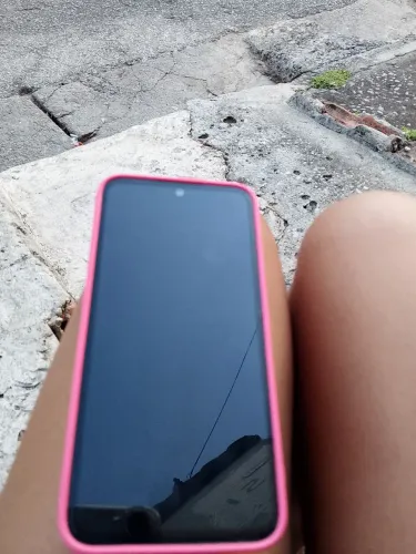 Celular novo na caixa