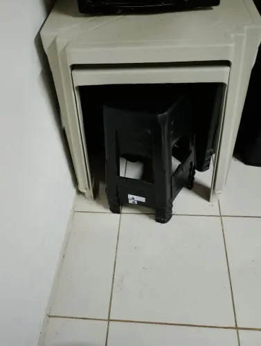 Duas mesas semi novas!
