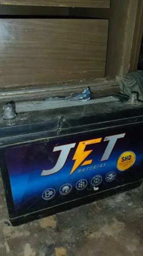 Vendo duas baterias de 100