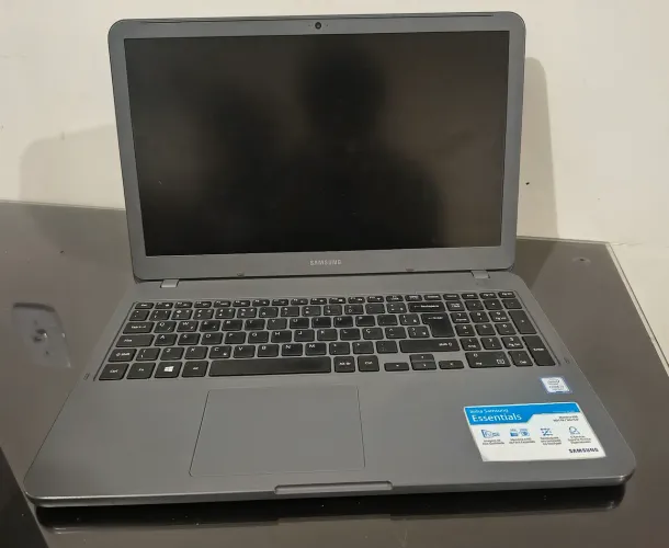 Notebook Samsung Essencials i3 16ram