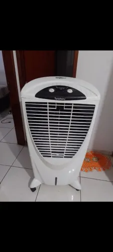 Vende-se climatizador semi novo 80 litros mais informações WPP *
