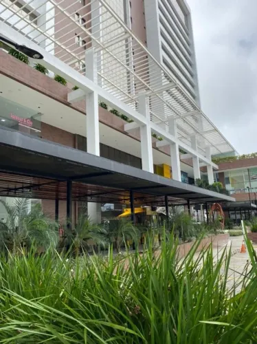 VALOR DE OPORTUNIDADE!!! Sala Comercial com 33,80m² de área privativa para ALUGAR no bairr