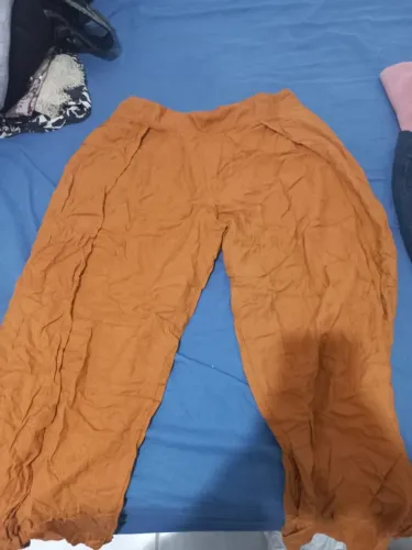Calça pantacourt mostarda Ce.Ci nova, nunca usada!