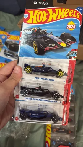 Trio Hot Wheels F1 Fórmula 1 2024 -> REDBULL, WILIAMS, MERCEDES