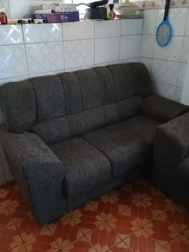 Sofá 2 e 3 lugares oportunidade motivo mudança