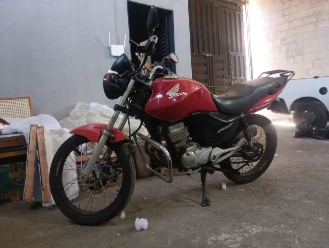 Fan 150 9,10 top em dias chama no Pix e nas catira 