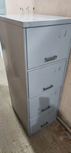Arquivo de ferro 4 gavetas seminovo