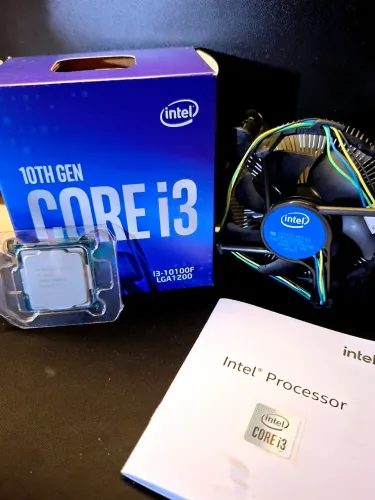 Processador Intel i3 10100F