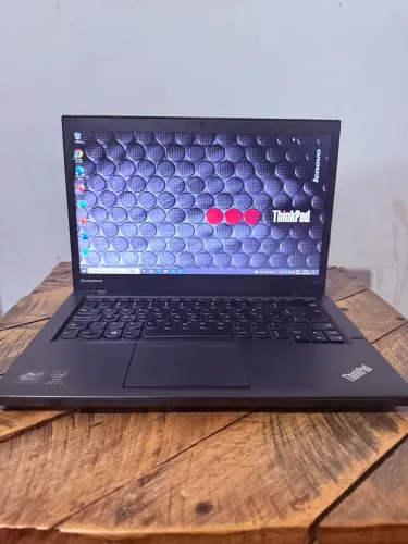 Promoção Notebook Lenovo thinkpad i5 de 4ª geração com SSD de 240 GB e 8 GB