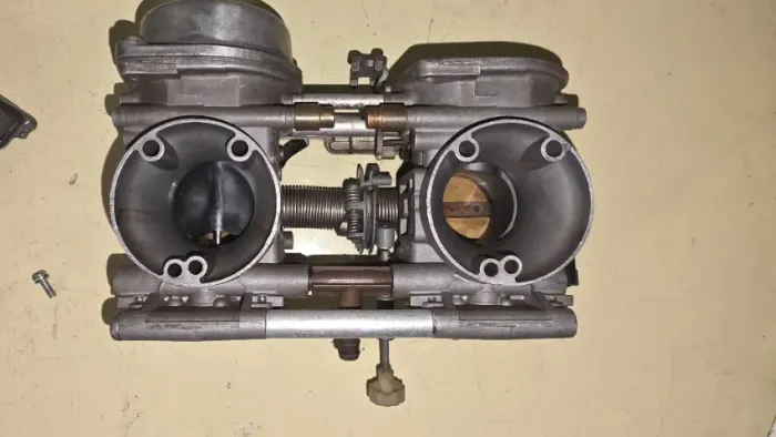 Carburado da Suzuki GS 500 ano 2008