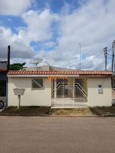 Casa no Bairro Caladinho com 2 quartos - R$ 180.000,00