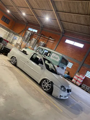 Chevrolet Corsa Pick-up Std/ Rodeio 1.6 MPFI 2003
