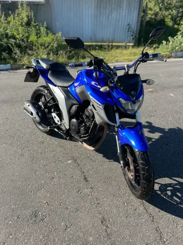 Yamaha Fazer 250