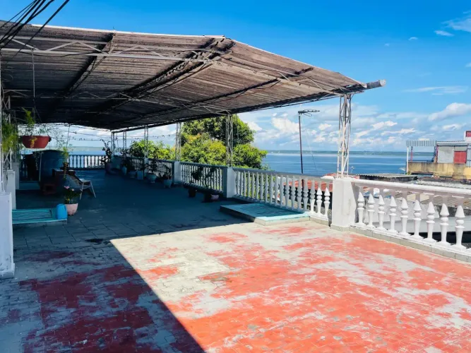 Vendo Casa no Bairro São Raimundo/ 400 m²/ Terraço com Vista para o Rio