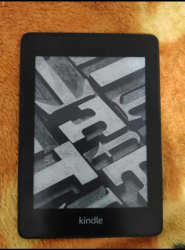 Vendo Kindle Paperwhite 10°geração