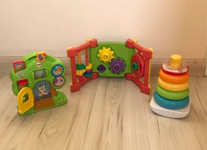 3 brinquedos educativos / Fisher Price/ Dismat