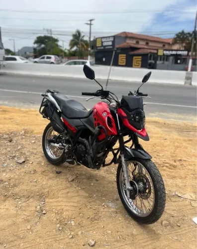 Troco por moto menor ou carro menor com volta p mim