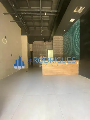 Locação de Loja nova 52m2 Edf Empresarial Garibaldi